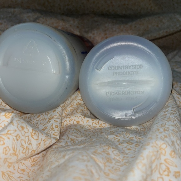 Lot Of 2 Vintage Pepsi Super Squeezers Drinking Cups 2 different bottoms stamps - Picture 3 of 3